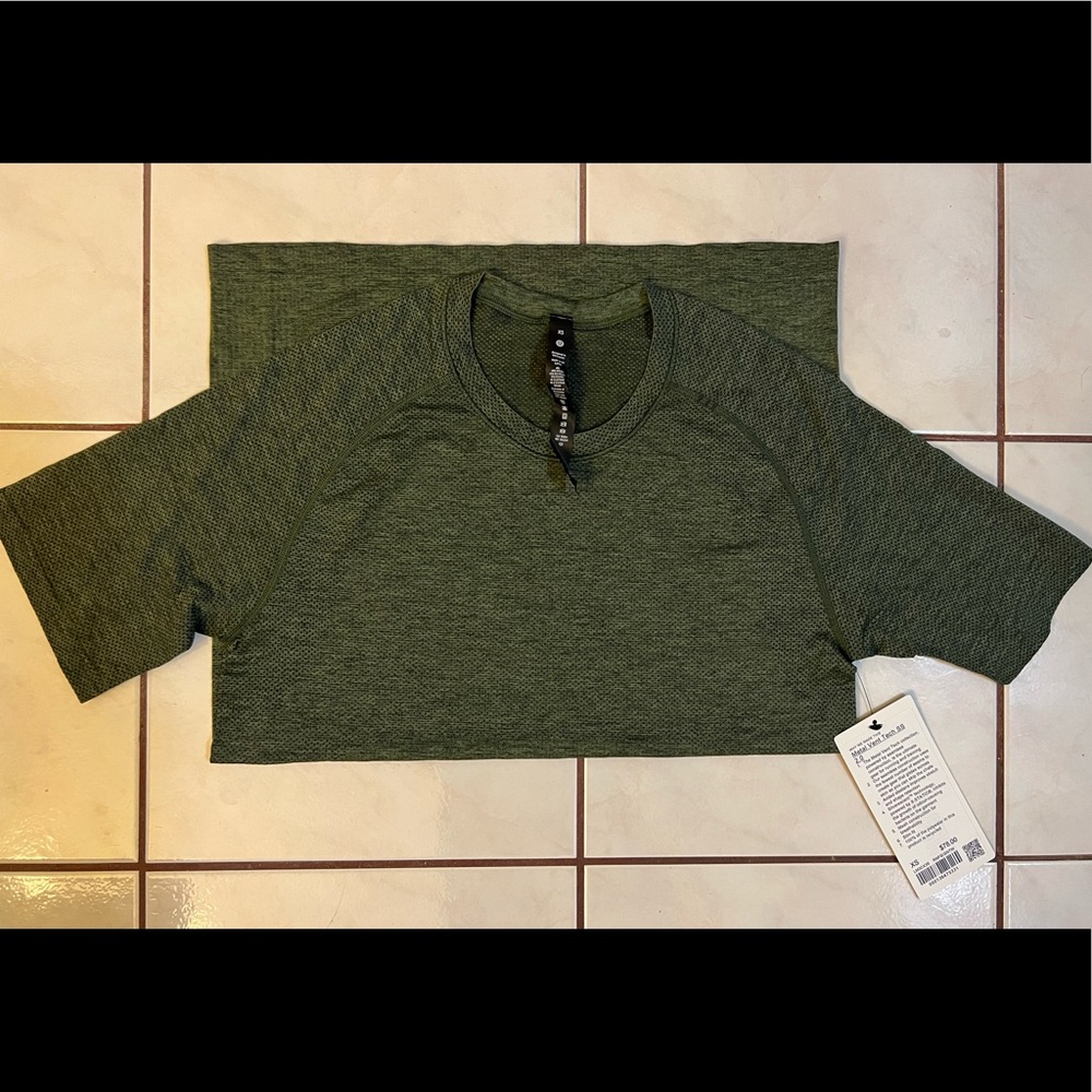 Lululemon Men’s Metal Vent Tech shirt New W/Tags!